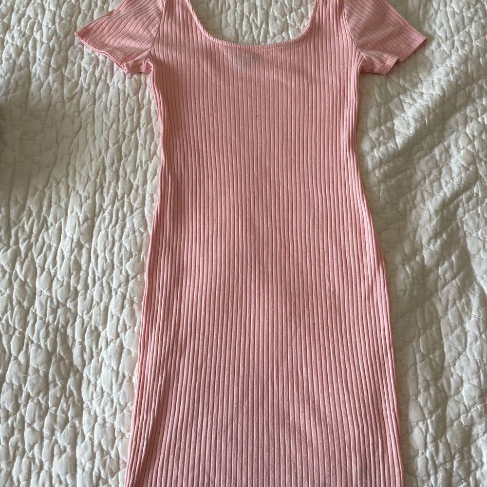 T shirt dress. Ribbed material.